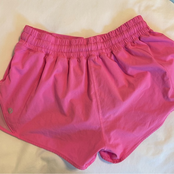 Lululemon Athletica Pink Athletic Shorts Lightweight Moisture-Wicking - Picture 2 of 2